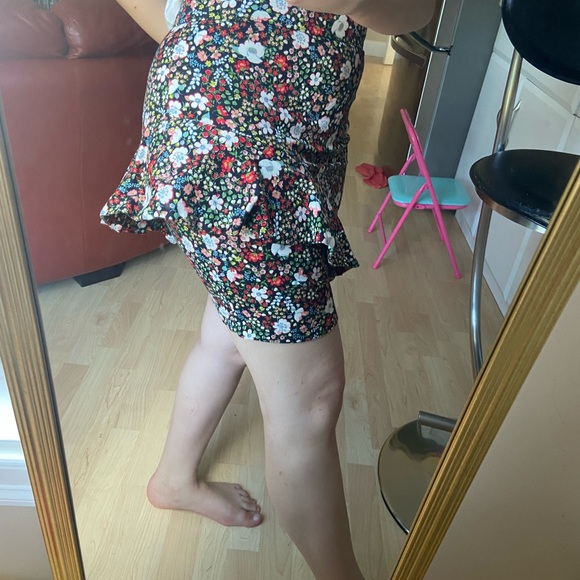 floral jeans like material skirt - flower pattern - Picture 10 of 10